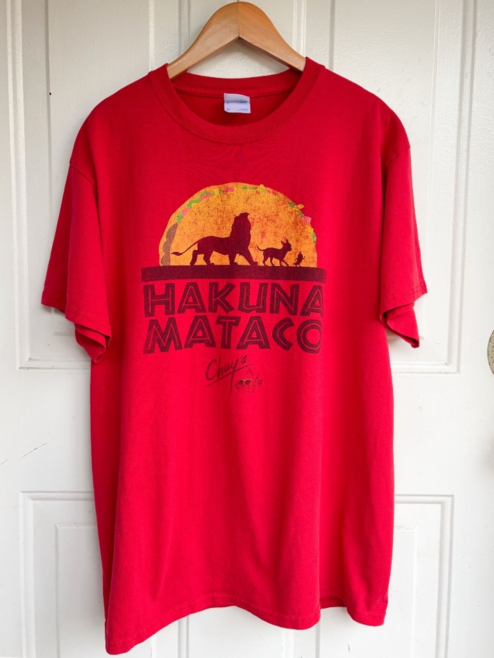 Port & Company Hakuna Matata Lion Graphic T Shirt Red Mens M Chuy's Tee